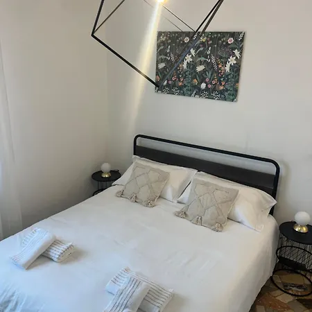 Alle 5 Corti House Apartamento *